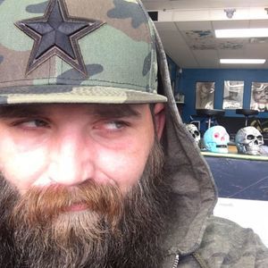 Meet your Posher, Dustin